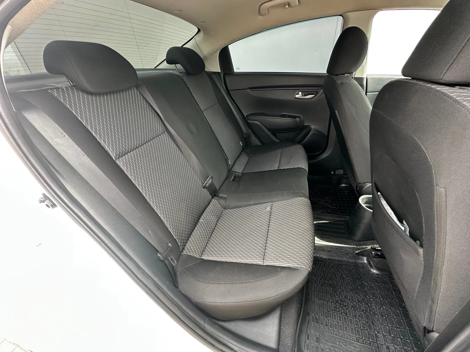 Kia Rio, 2017г, передний привод, механика