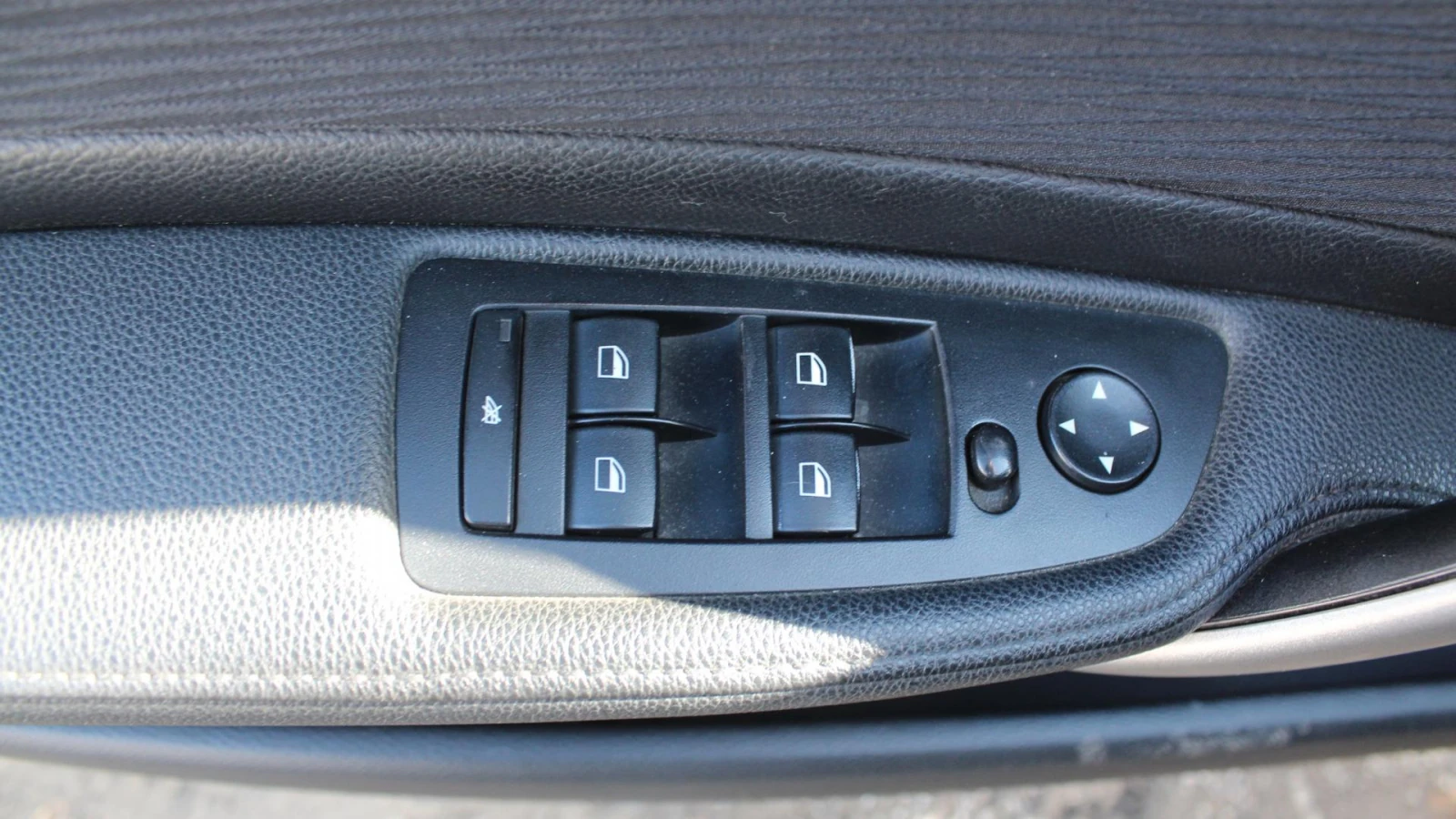 BMW 1 серии, 2008г, передний привод, автомат