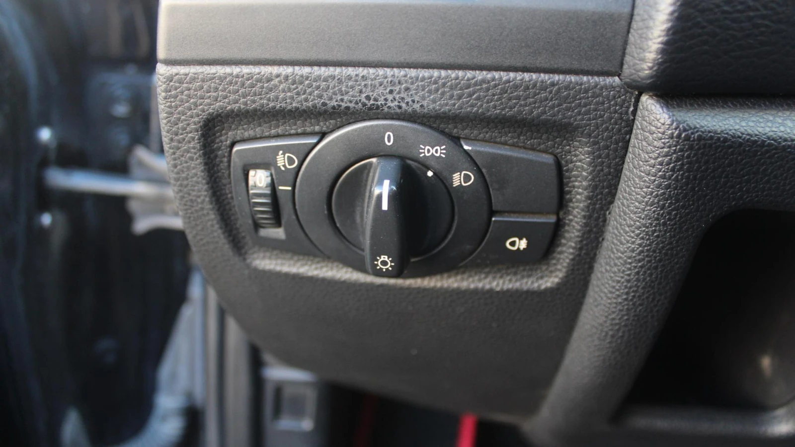 BMW 1 серии, 2008г, передний привод, автомат