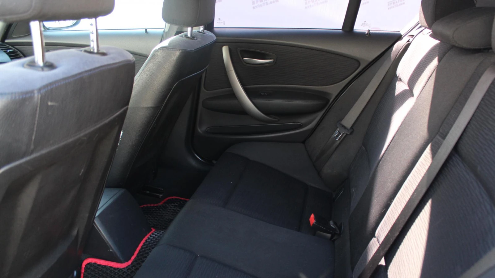 BMW 1 серии, 2008г, передний привод, автомат