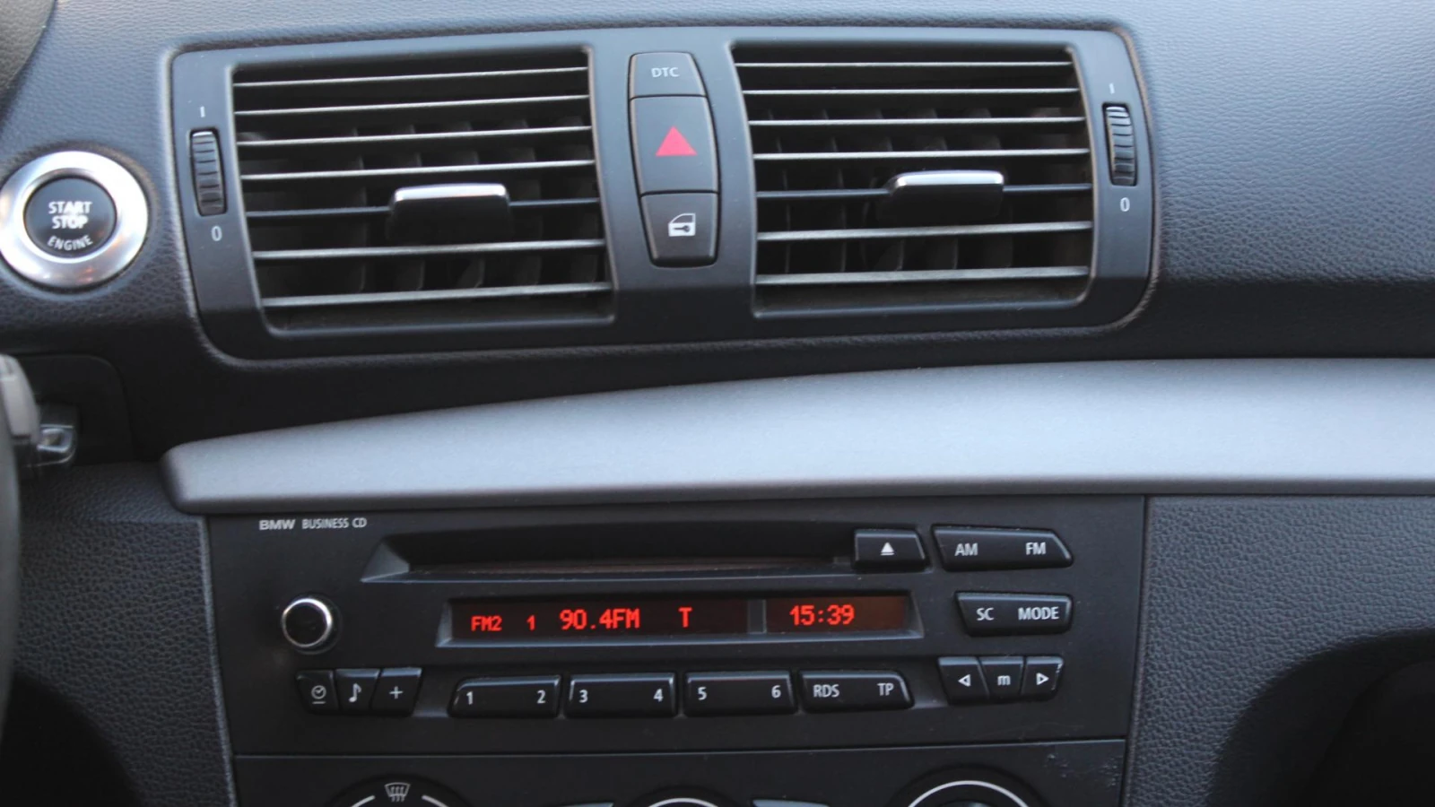 BMW 1 серии, 2008г, передний привод, автомат