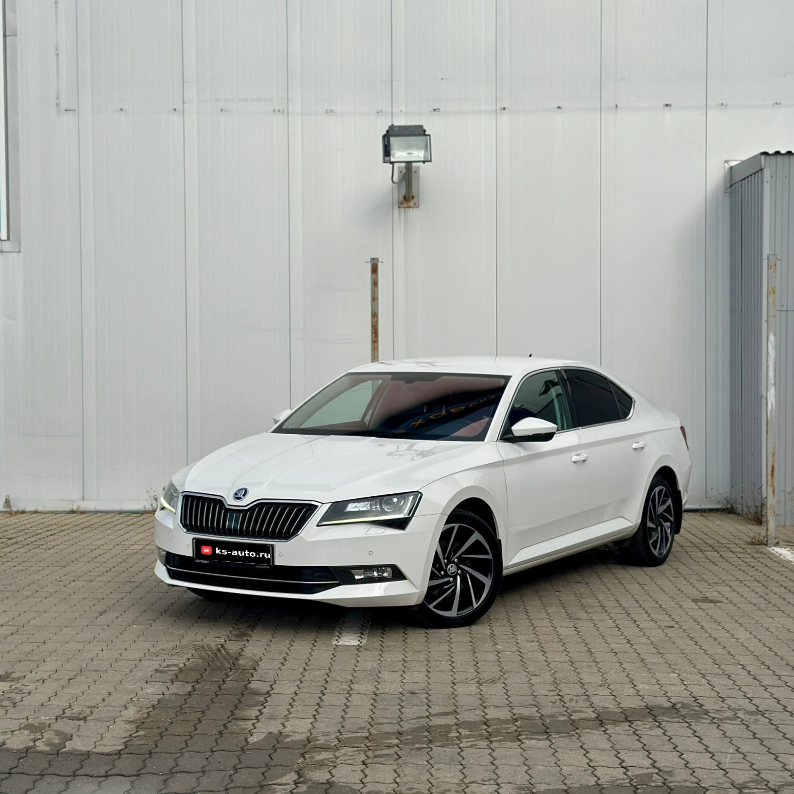 Skoda Superb, 2018г., передний привод, робот