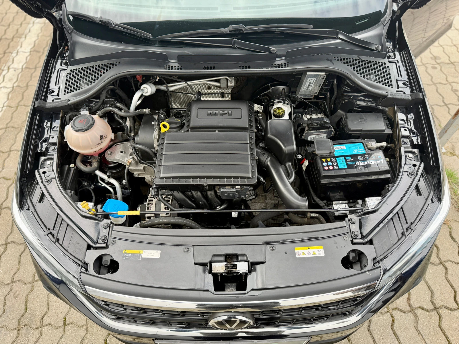 Volkswagen Polo, 2021г, передний привод, автомат