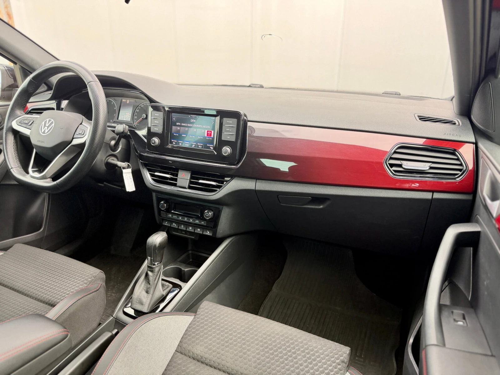 Volkswagen Polo, 2021г, передний привод, автомат