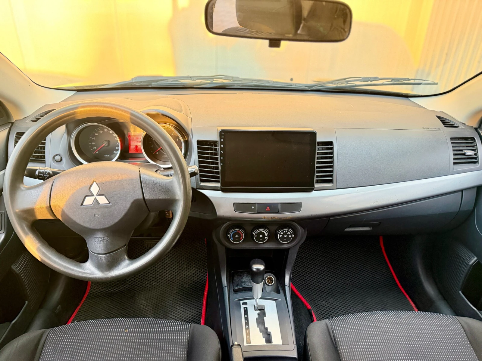 Mitsubishi Lancer, 2010г, передний привод, автомат
