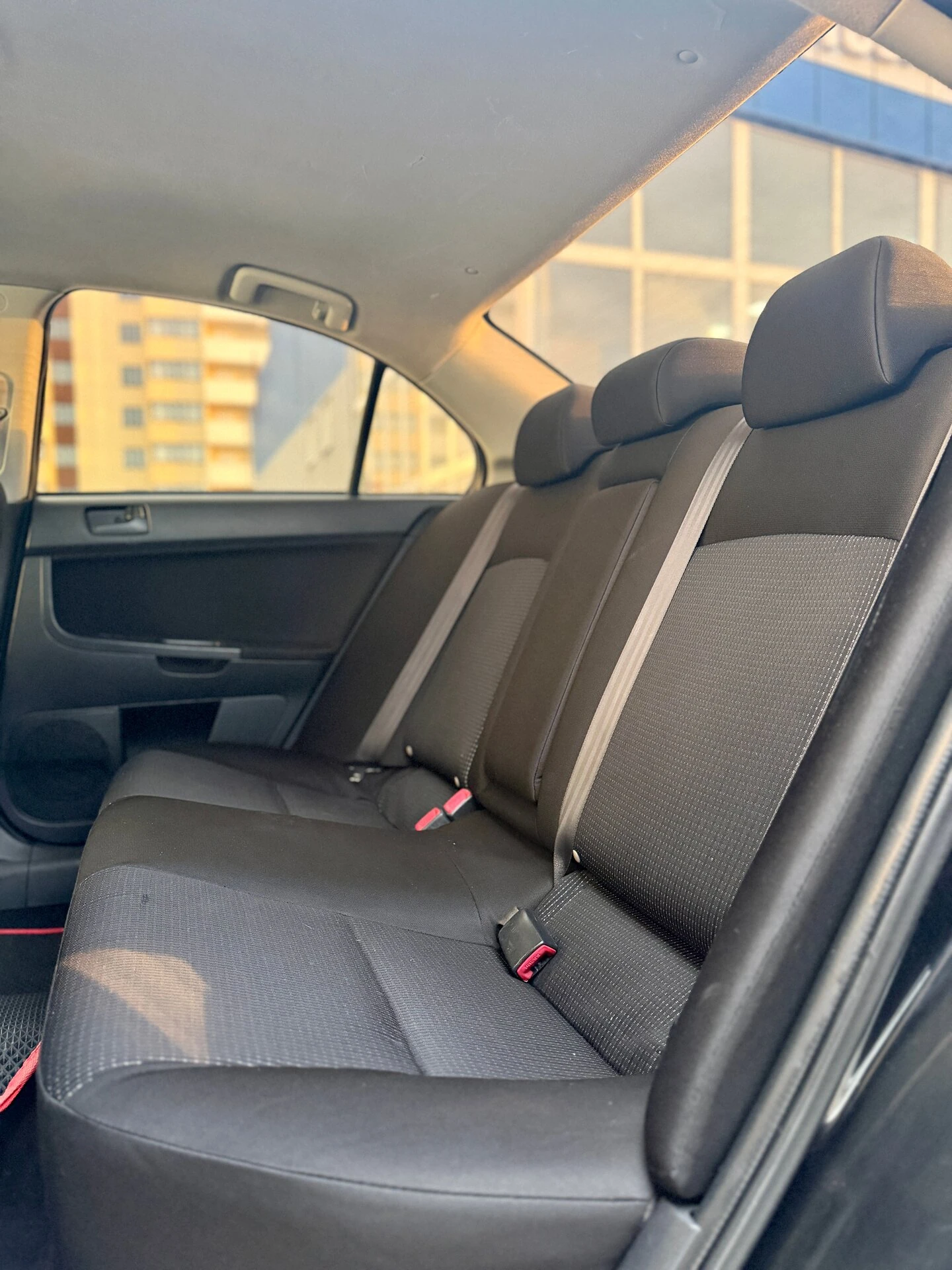 Mitsubishi Lancer, 2010г, передний привод, автомат