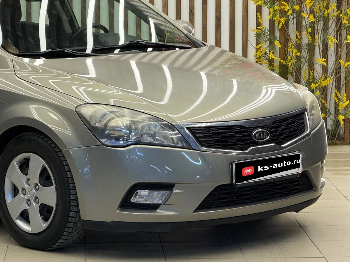 Kia Ceed, 2012г, передний привод, автомат