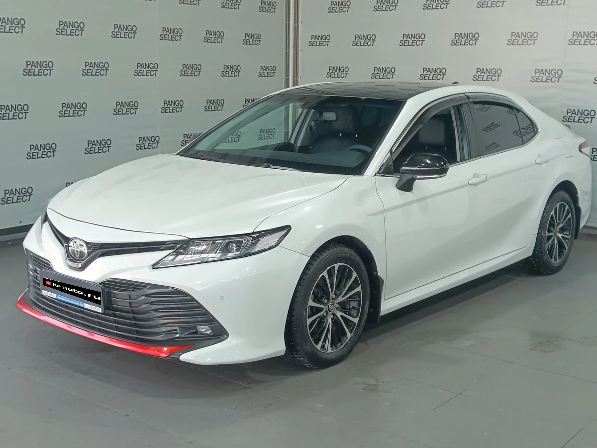 Toyota Camry, 2019г.