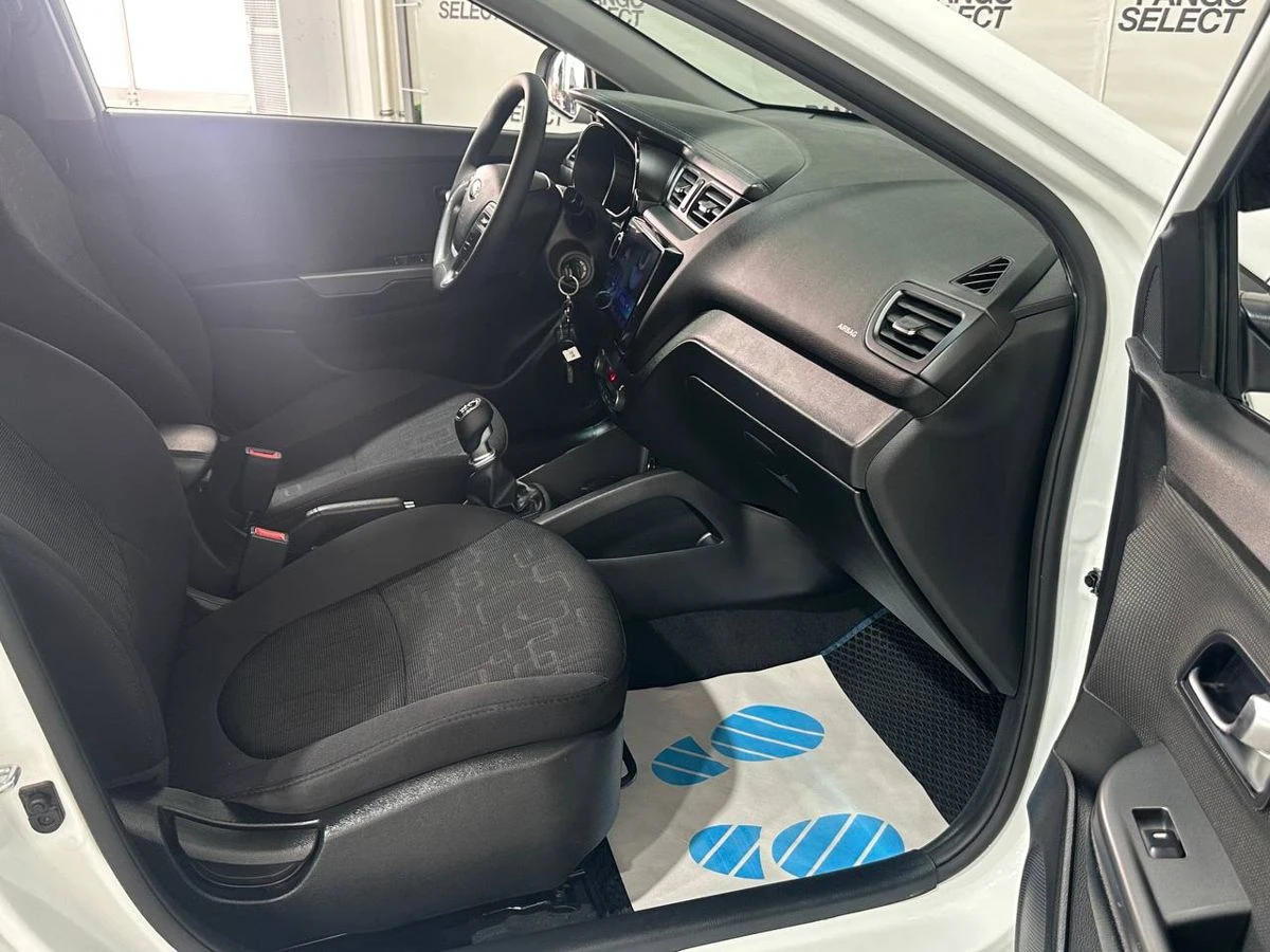 Kia Rio, 2016г, передний привод, механика