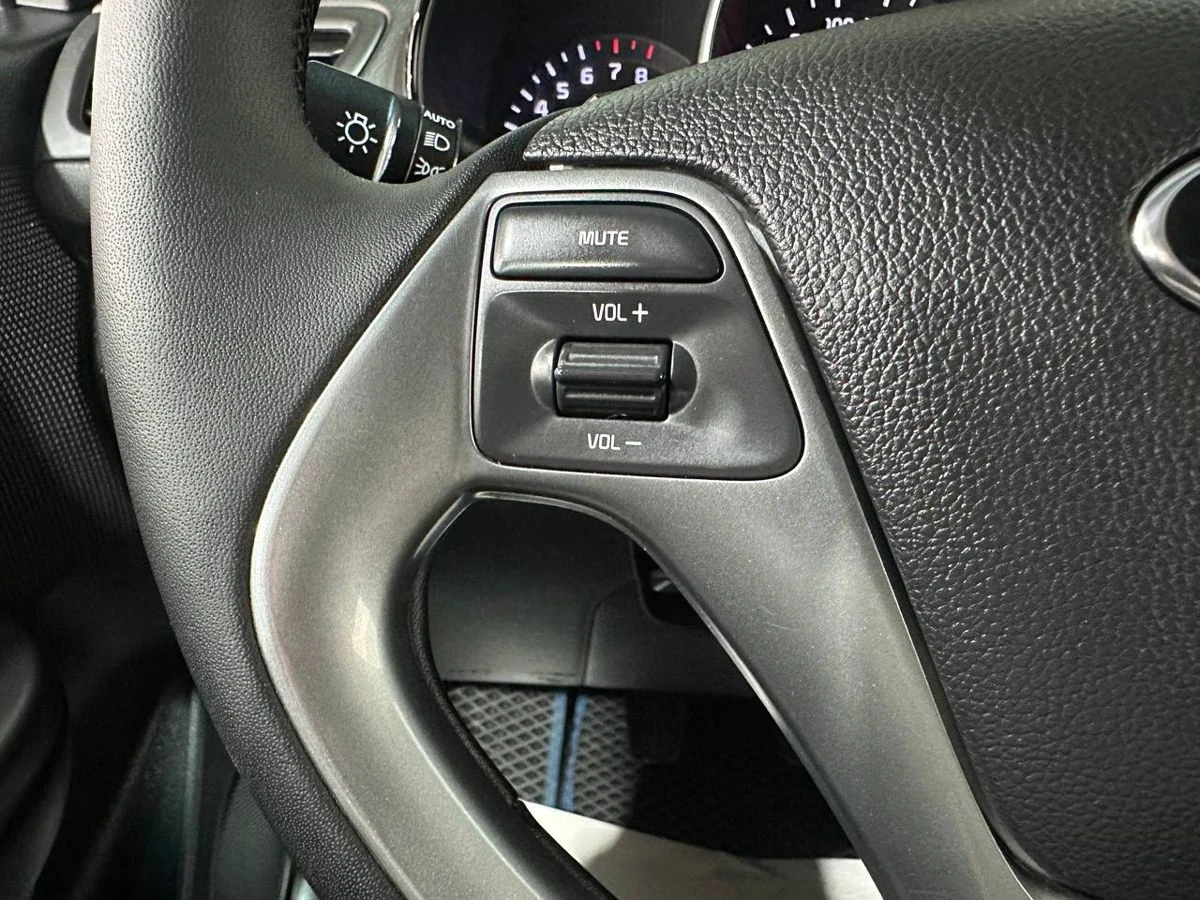 Kia Rio, 2016г, передний привод, механика