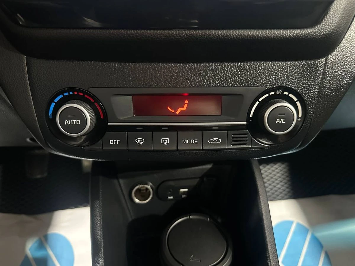 Kia Rio, 2016г, передний привод, механика