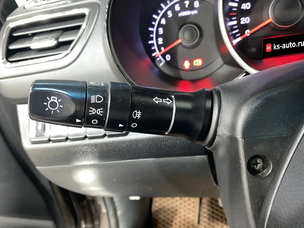 Kia Rio, 2017г, передний привод, механика