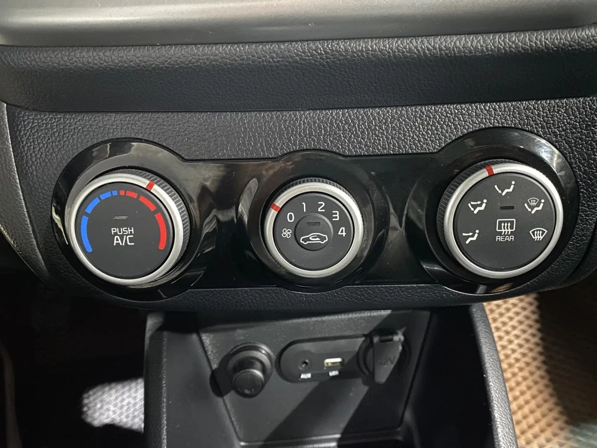 Kia Rio, 2017г, передний привод, механика