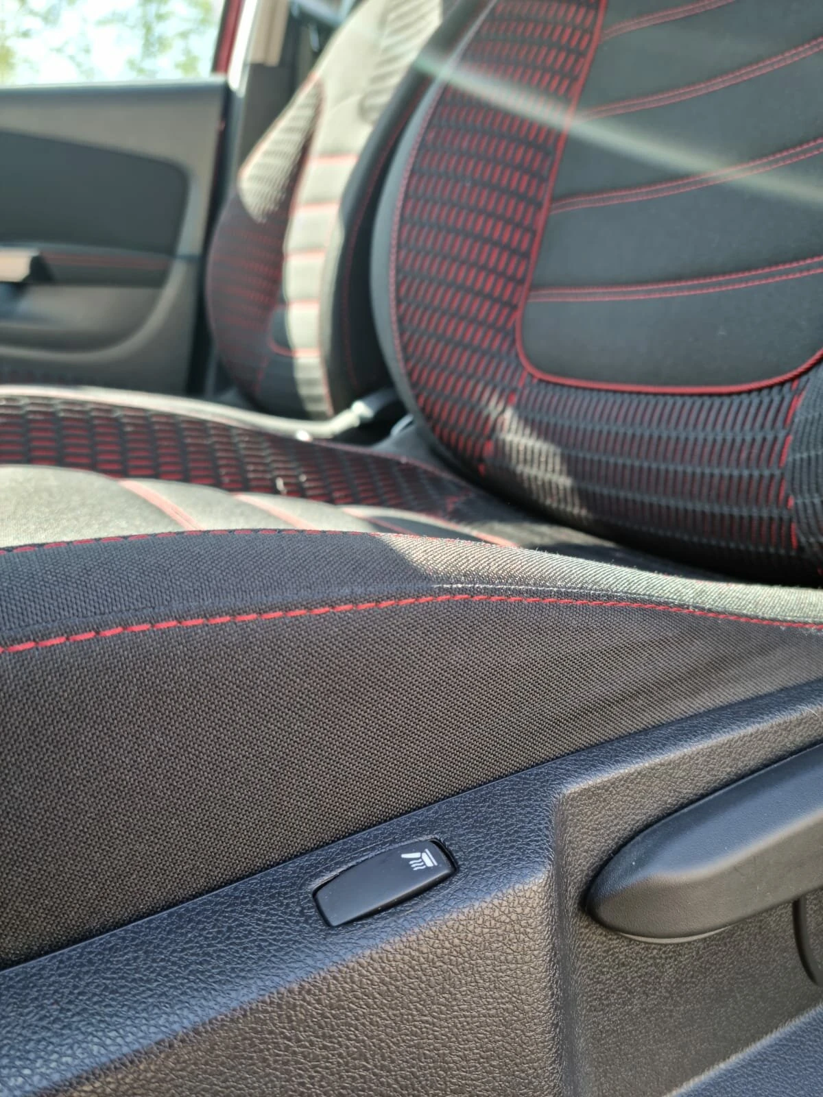 Renault Kaptur, 2018г, полный привод, механика