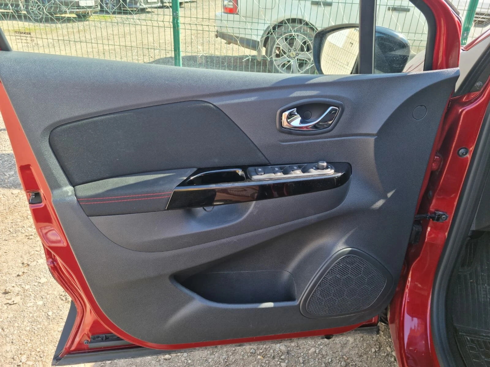 Renault Kaptur, 2018г, полный привод, механика