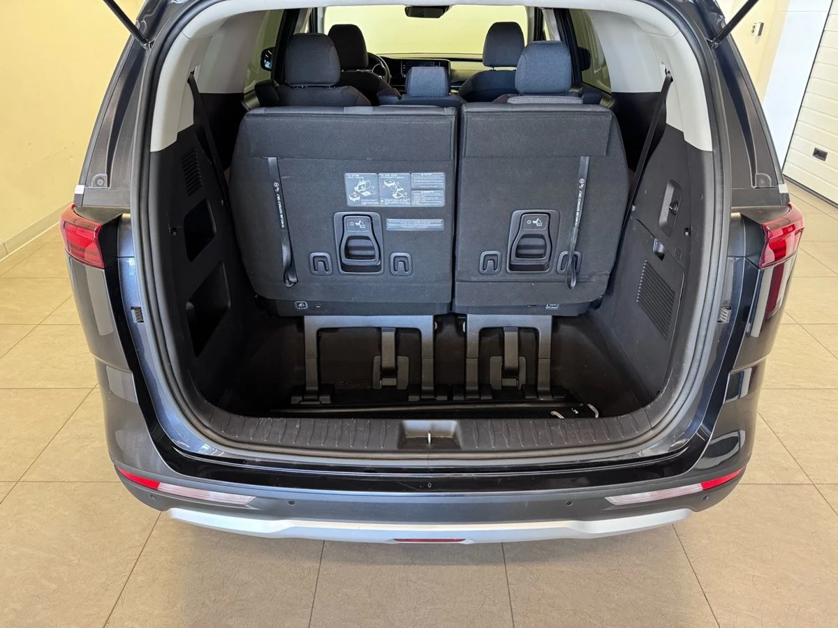 Kia Carnival, 2021г, передний привод, автомат