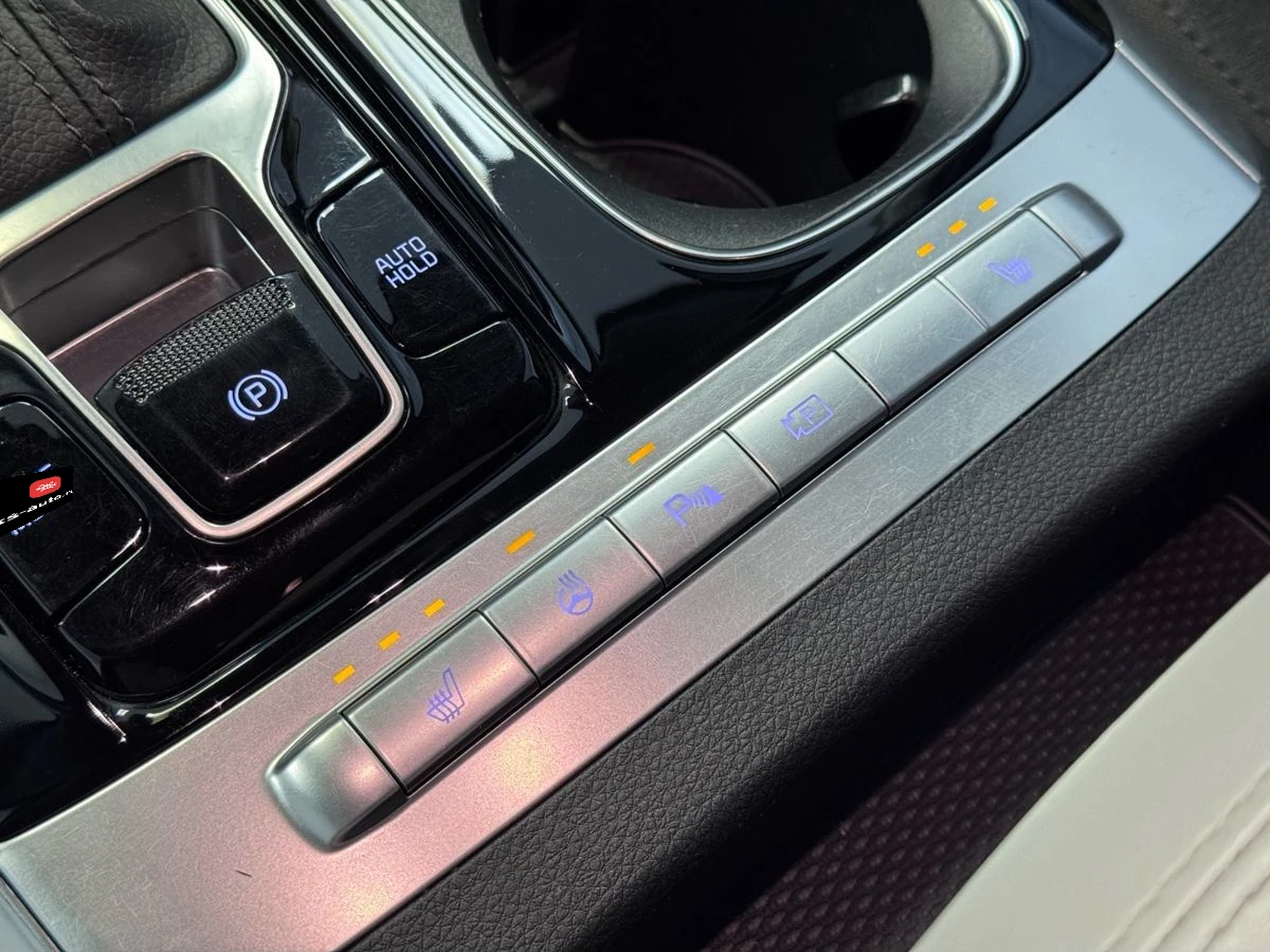 Kia Carnival, 2021г, передний привод, автомат