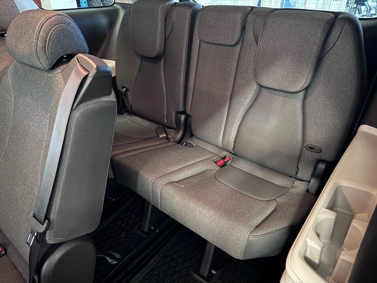 Kia Carnival, 2021г, передний привод, автомат