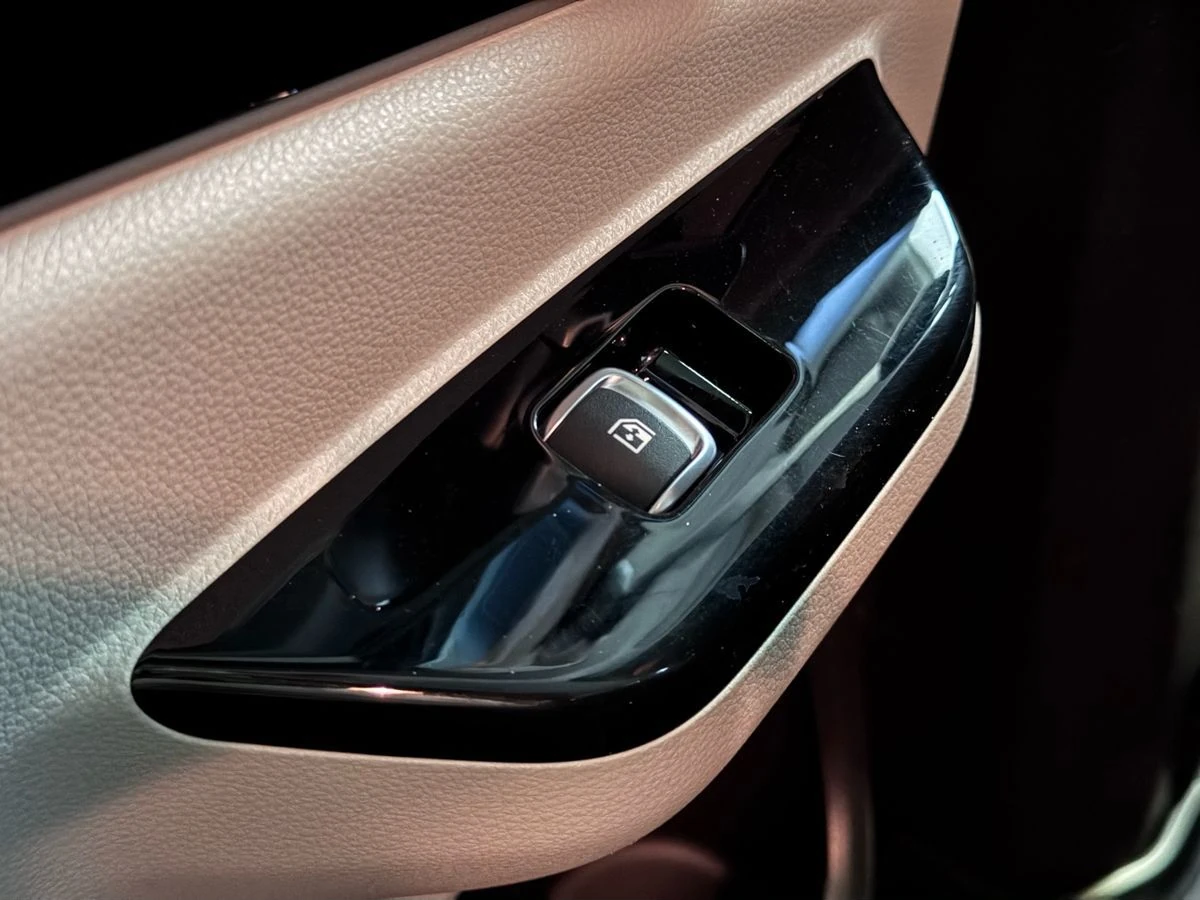 Kia Carnival, 2021г, передний привод, автомат