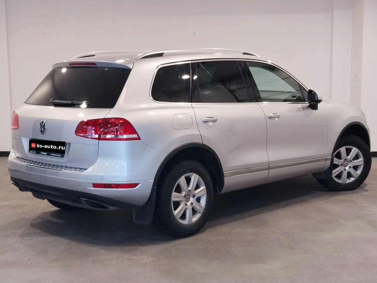 Volkswagen Touareg, 2013г, полный привод, автомат