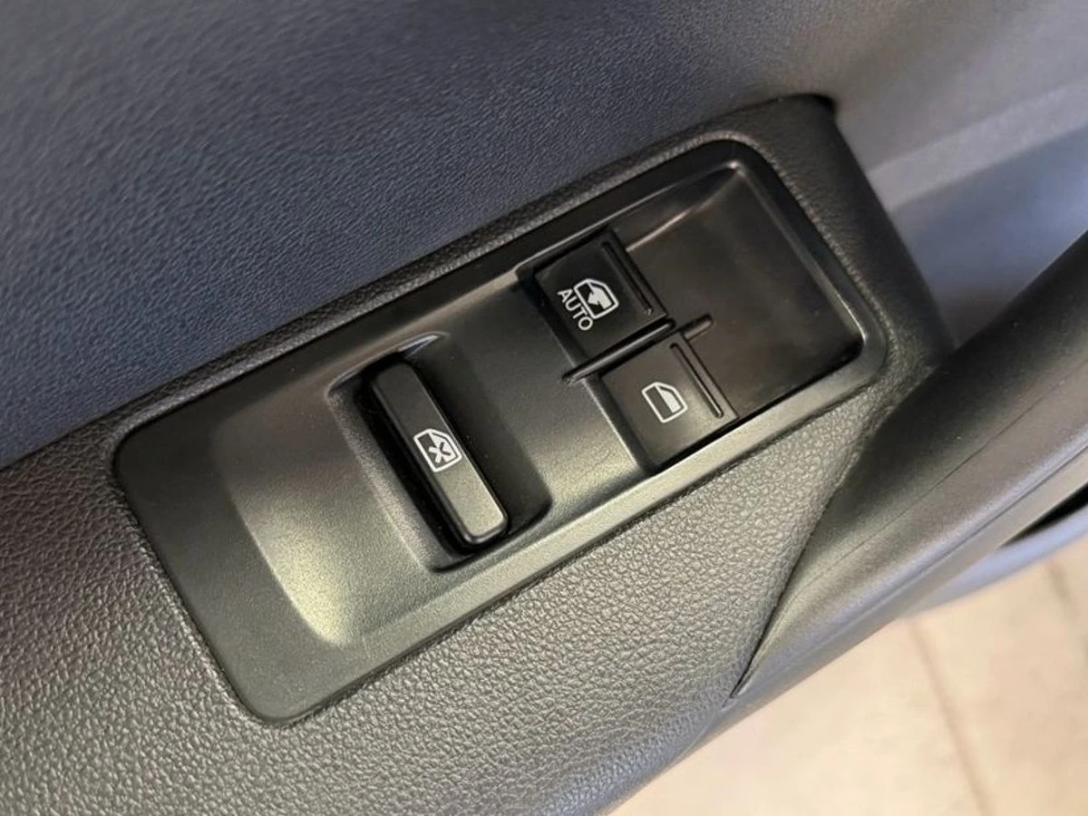 Volkswagen Polo, 2012г, передний привод, механика