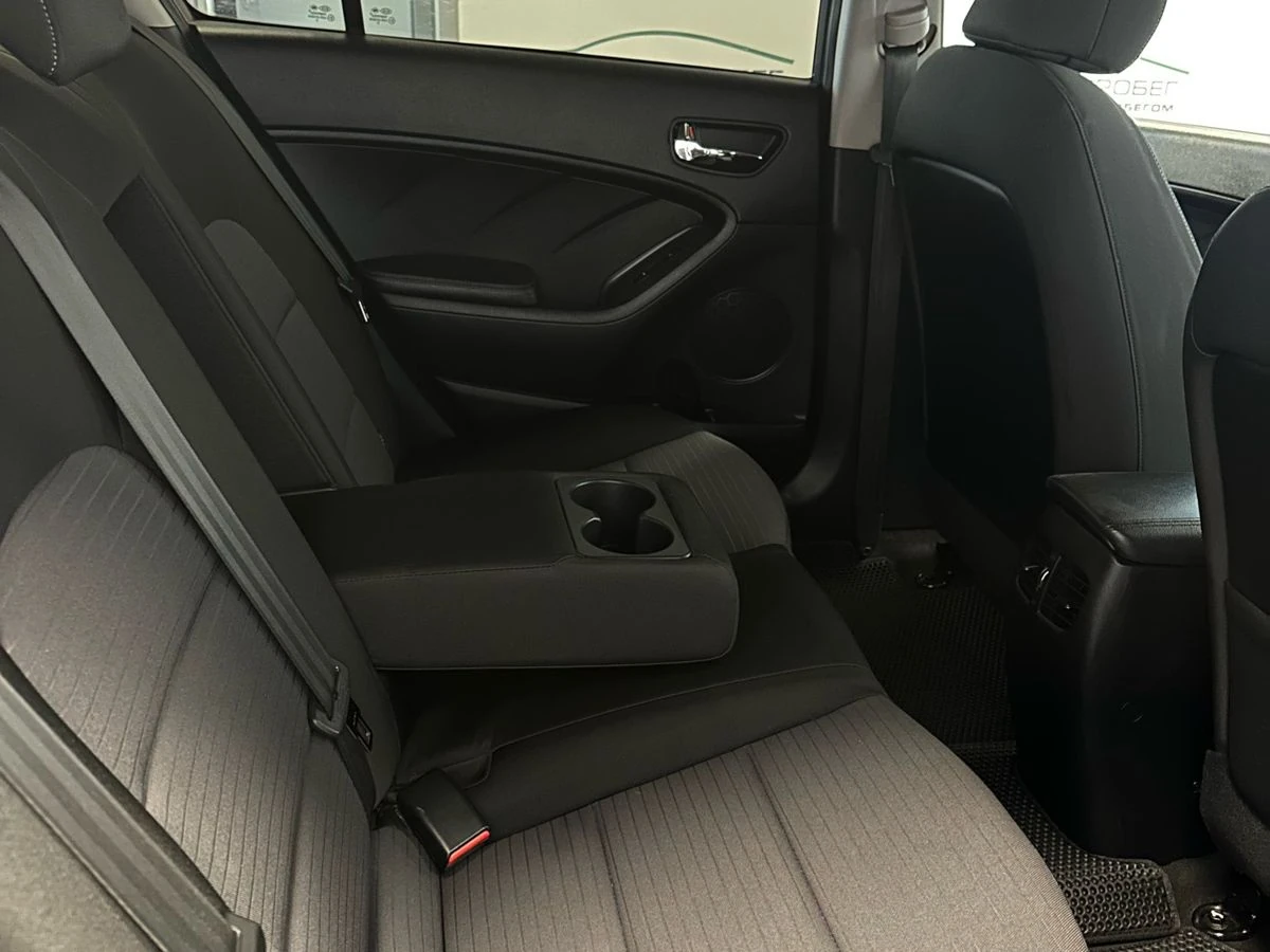 Kia Cerato, 2018г, передний привод, автомат