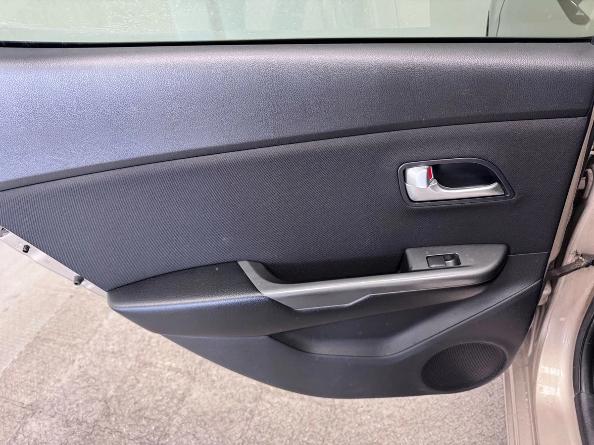 Kia Rio, 2013г, передний привод, механика