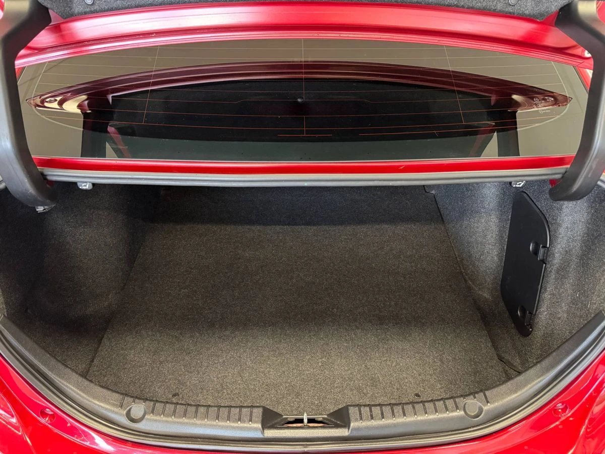 Mazda 3, 2018г, передний привод, автомат