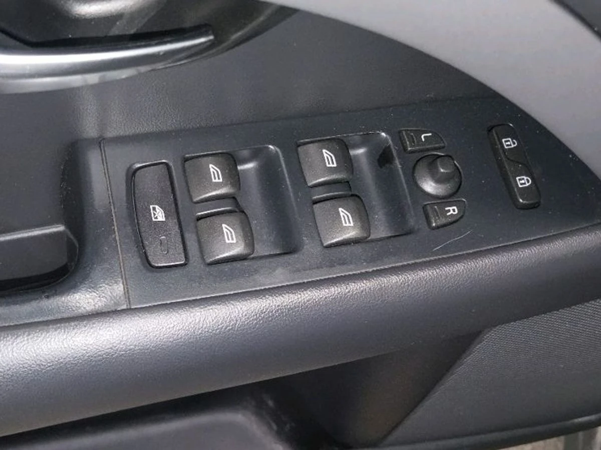 Volvo XC70, 2014г, передний привод, автомат