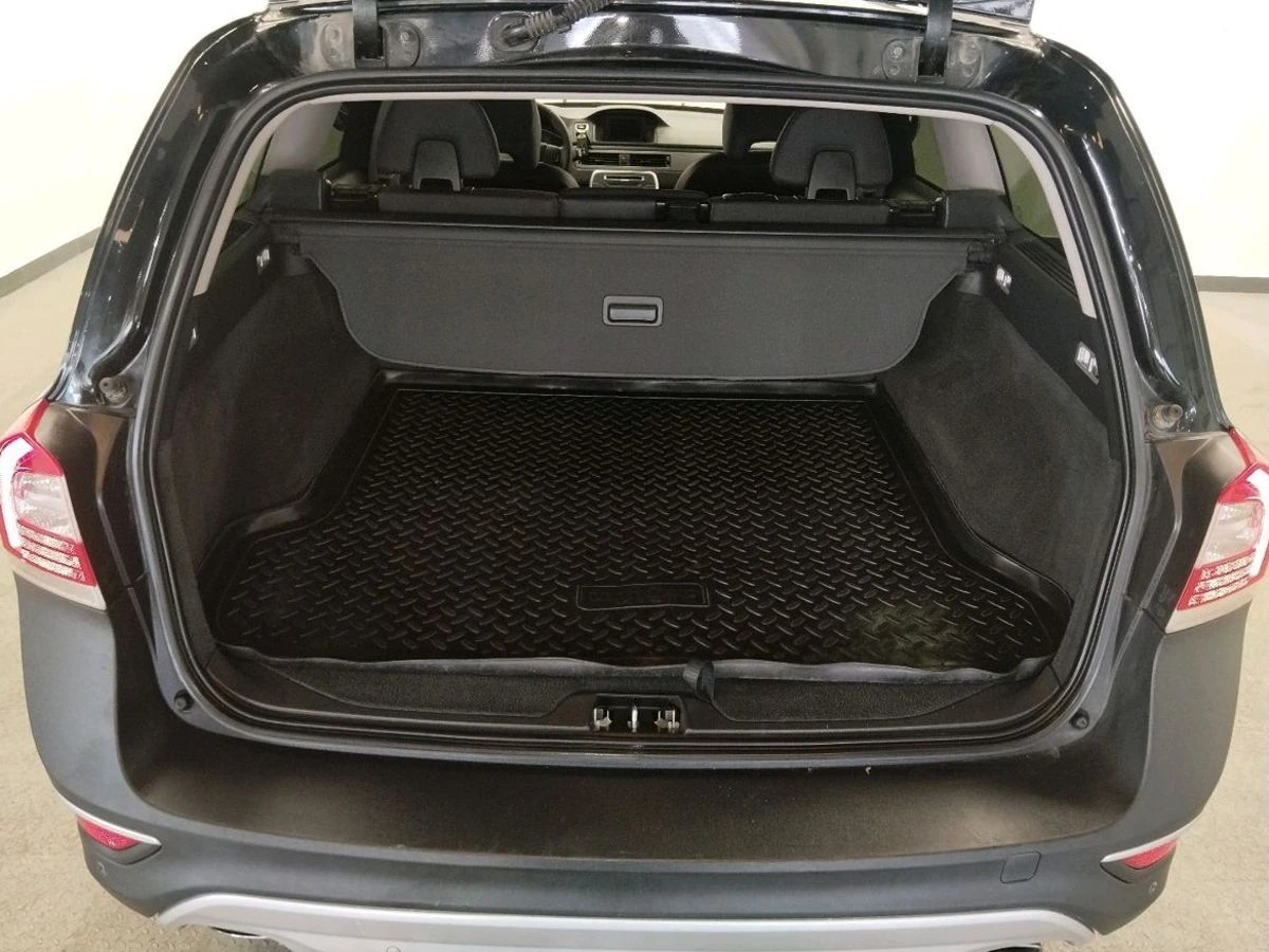 Volvo XC70, 2014г, передний привод, автомат