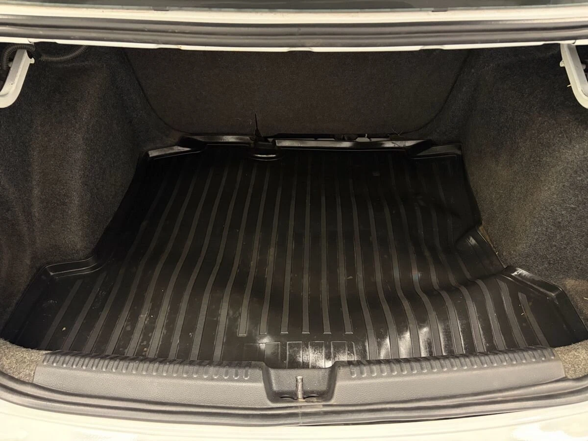 Volkswagen Polo, 2020г, передний привод, механика