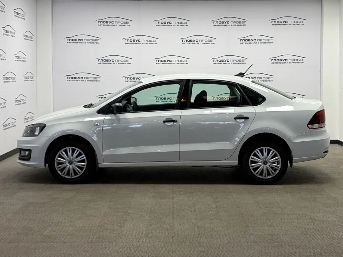 Volkswagen Polo, 2020г, передний привод, механика