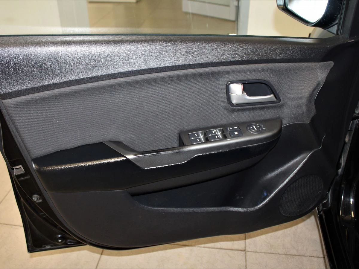 Kia Rio, 2014г, передний привод, механика