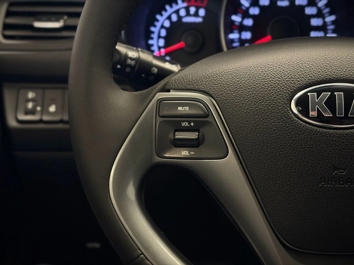 Kia Rio, 2017г, передний привод, механика