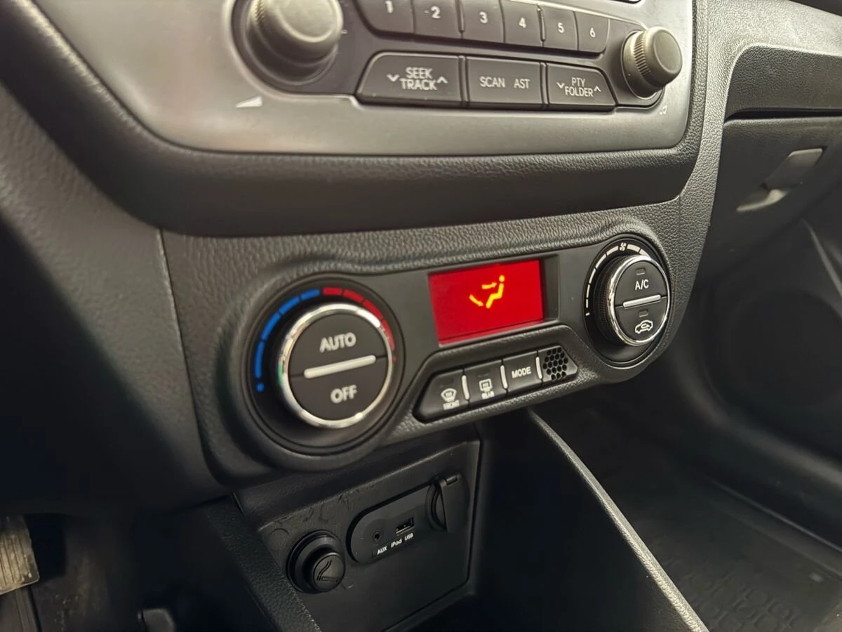 Kia Rio, 2014г, передний привод, механика