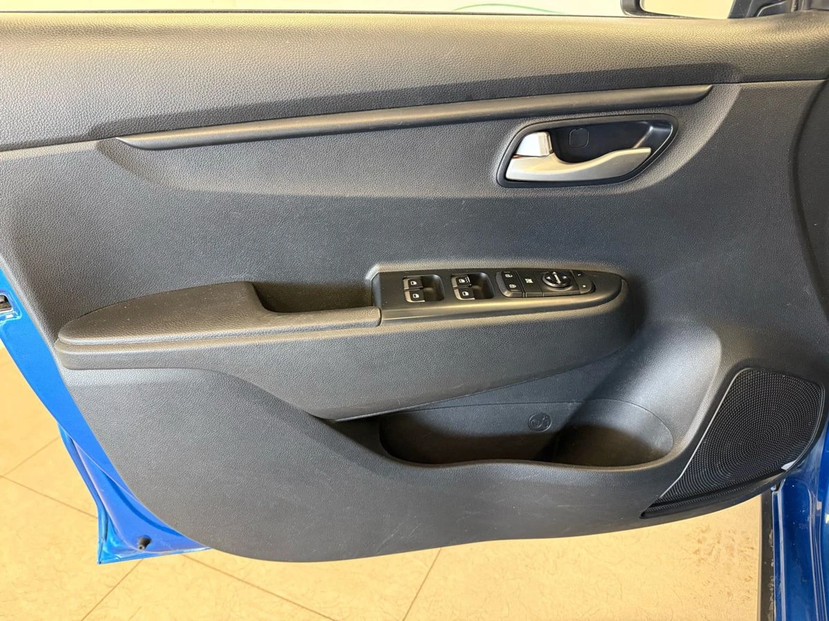 Kia Rio, 2018г, передний привод, автомат