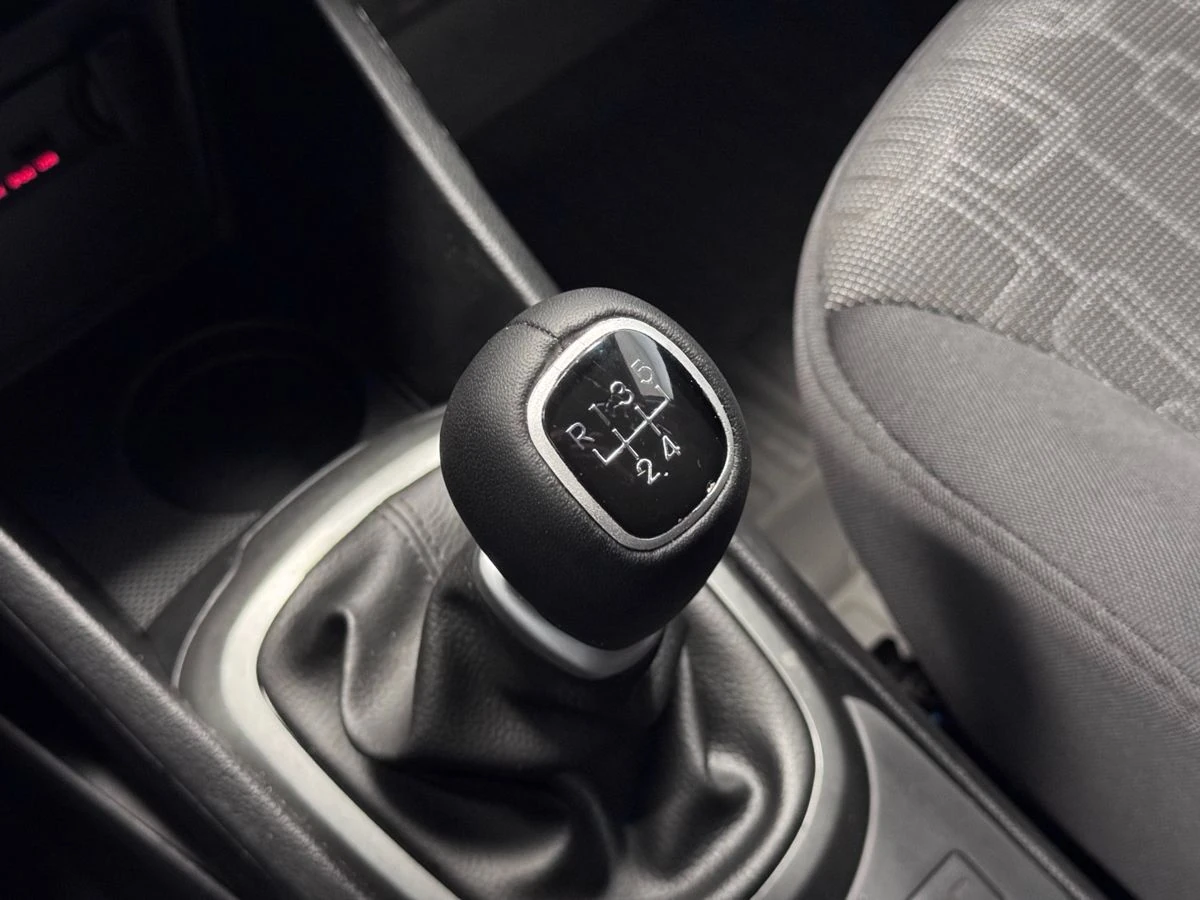 Kia Rio, 2013г, передний привод, механика