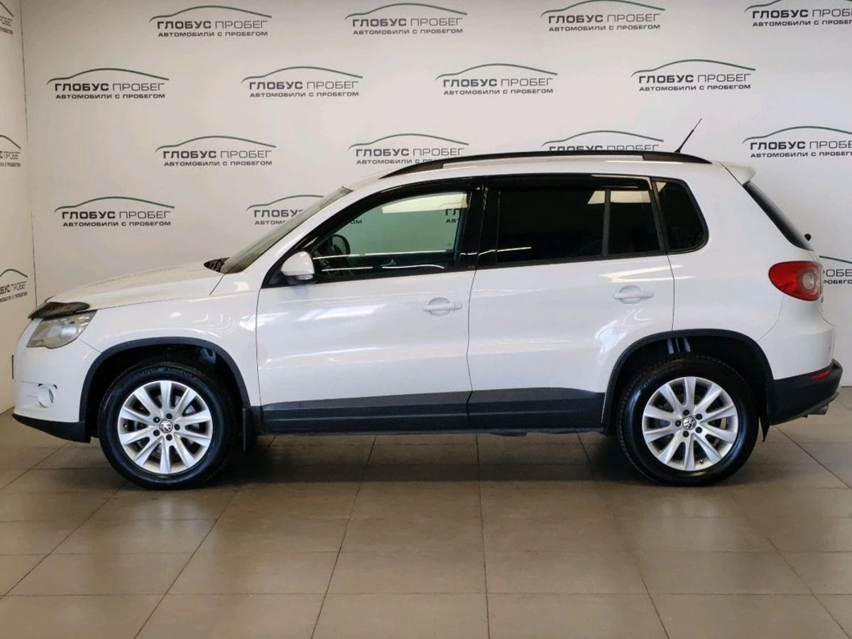Volkswagen Tiguan, 2009г, полный привод, механика