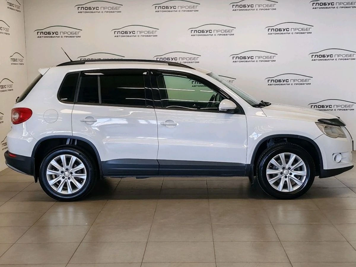 Volkswagen Tiguan, 2009г, полный привод, механика