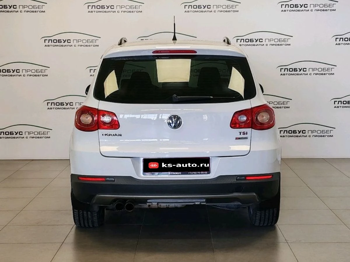Volkswagen Tiguan, 2009г, полный привод, механика