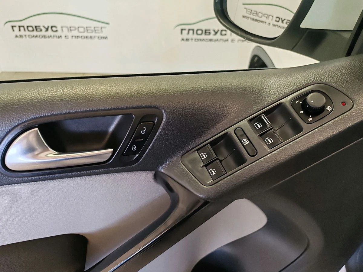 Volkswagen Tiguan, 2009г, полный привод, механика