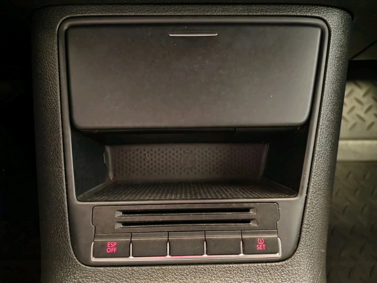 Volkswagen Tiguan, 2009г, полный привод, механика