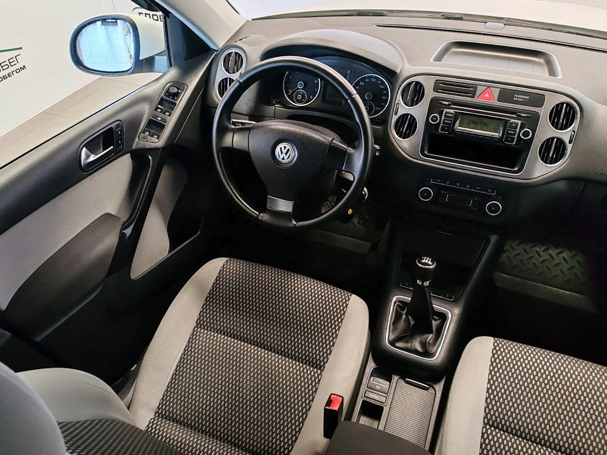 Volkswagen Tiguan, 2009г, полный привод, механика