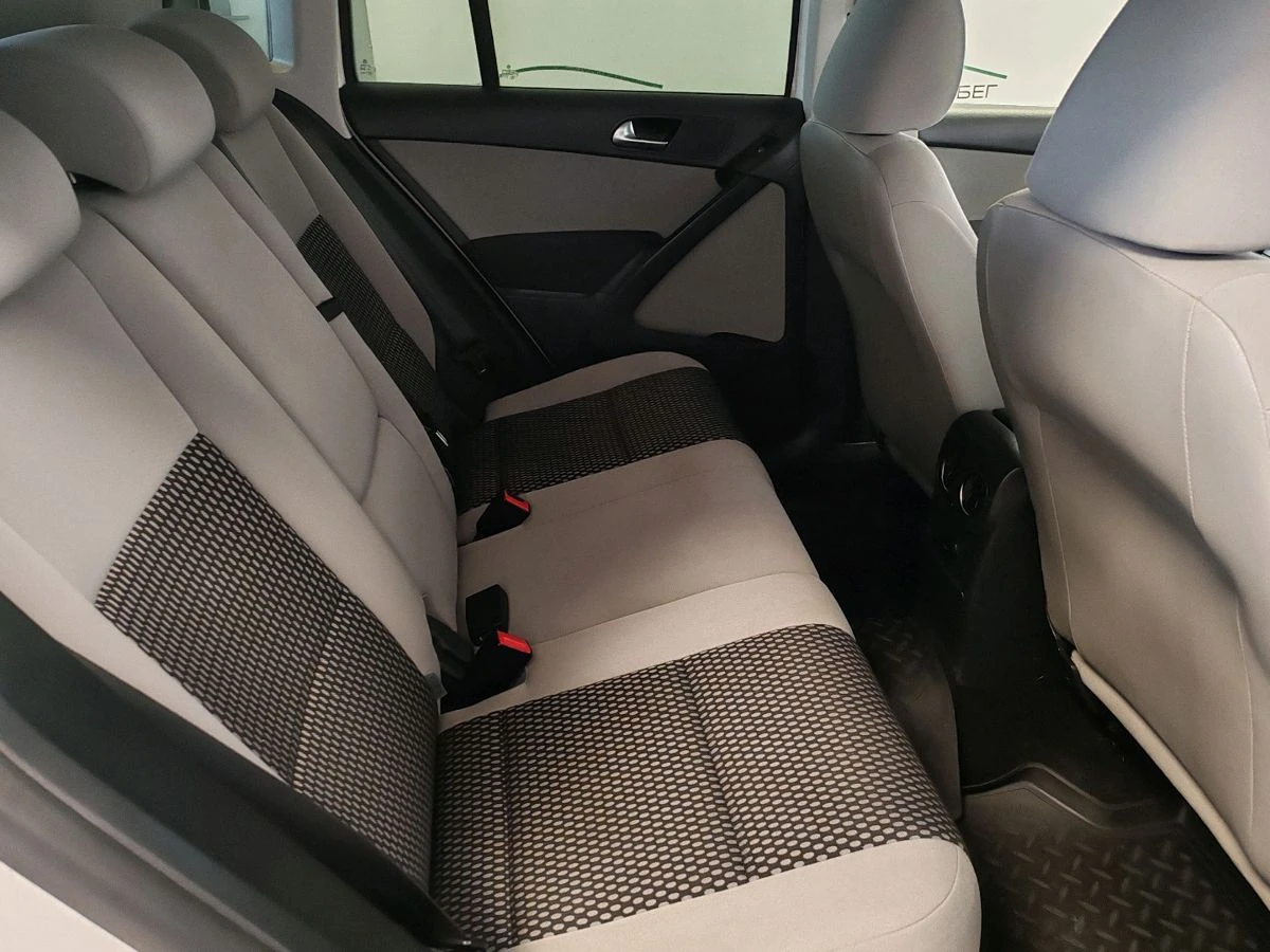 Volkswagen Tiguan, 2009г, полный привод, механика