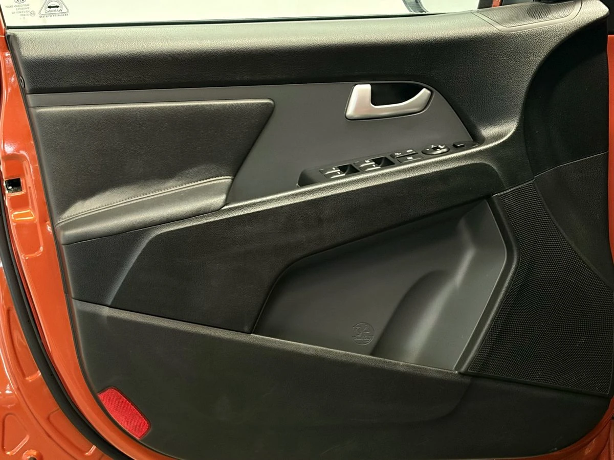 Kia Sportage, 2011г, передний привод, автомат