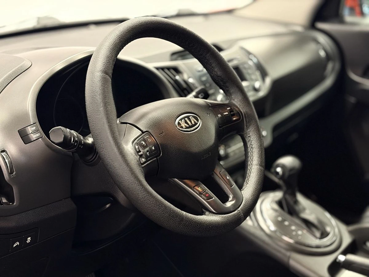 Kia Sportage, 2011г, передний привод, автомат