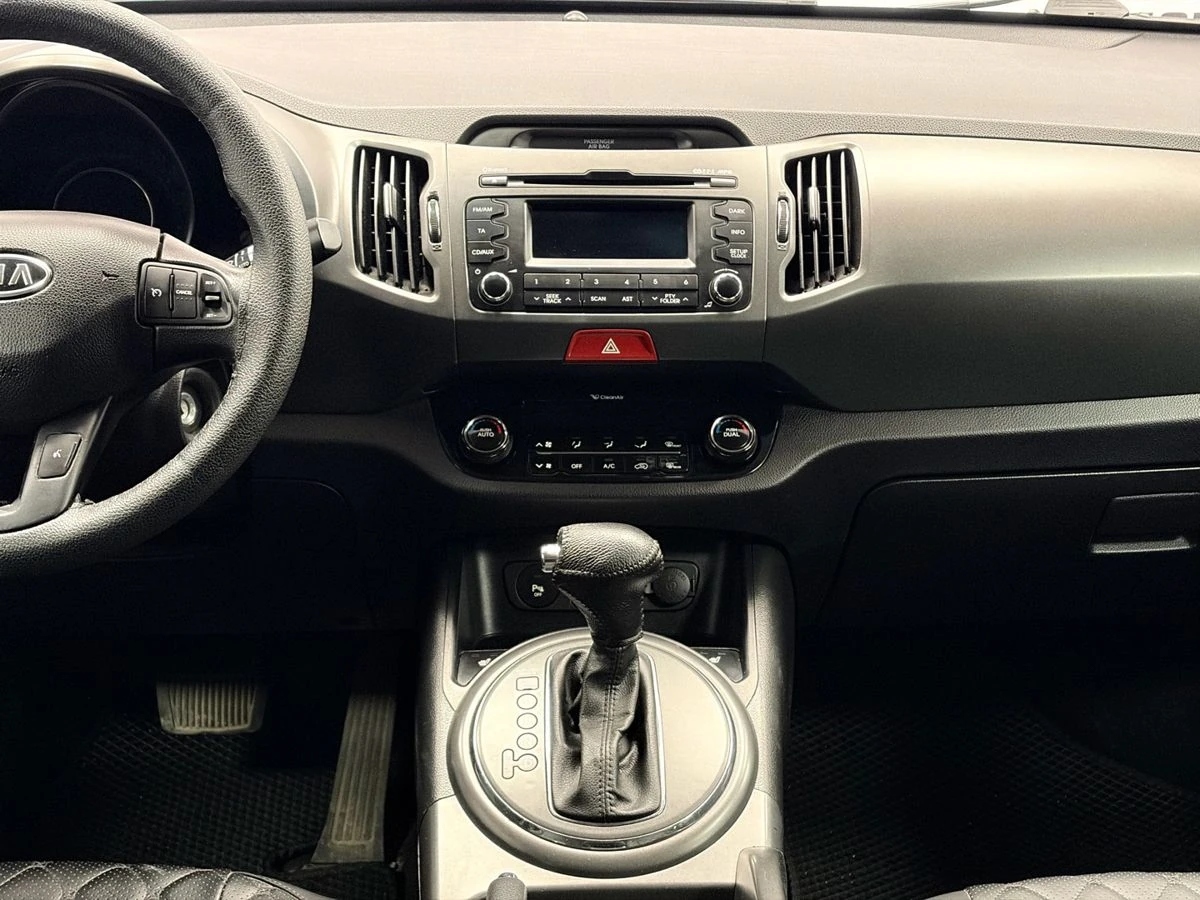 Kia Sportage, 2011г, передний привод, автомат