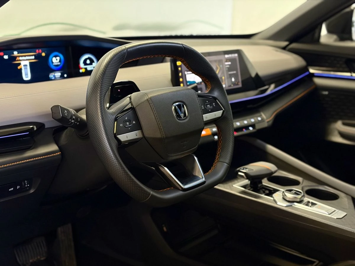 Changan UNI-V, 2023г, передний привод, автомат