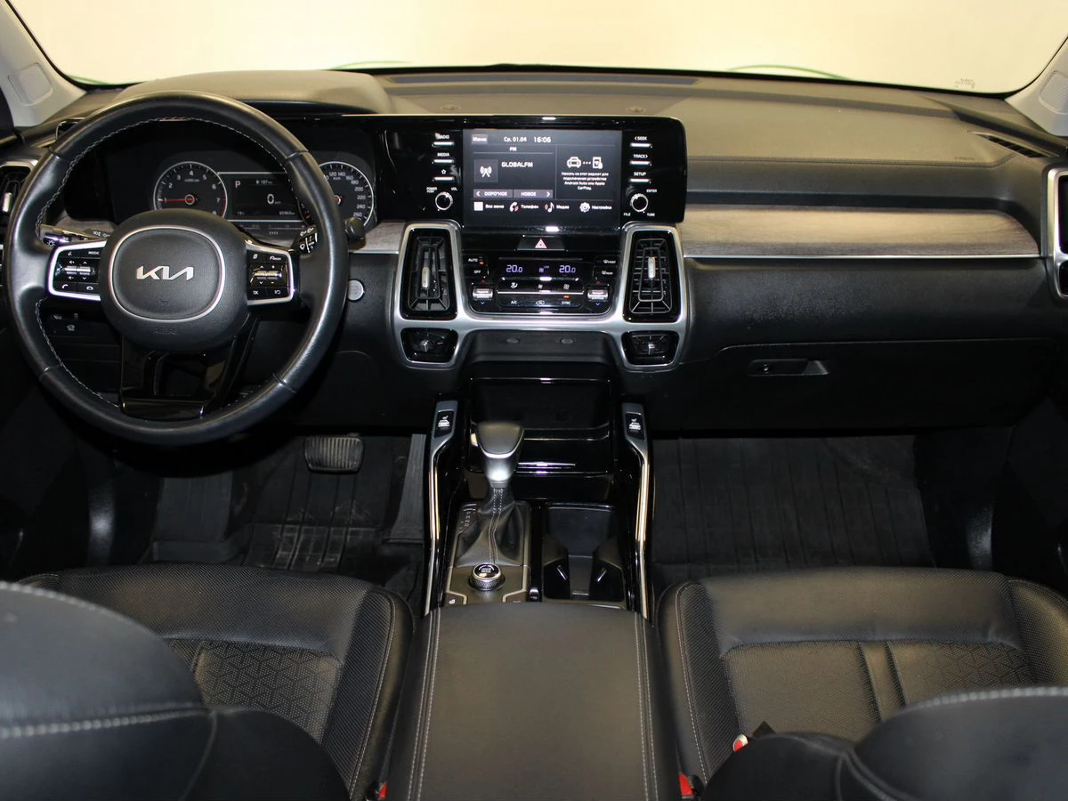 Kia Sorento, 2022г, полный привод, автомат