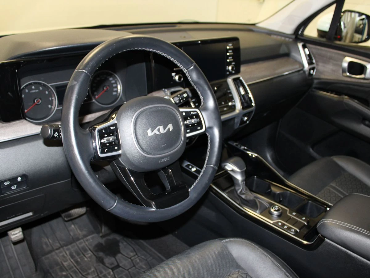 Kia Sorento, 2022г, полный привод, автомат